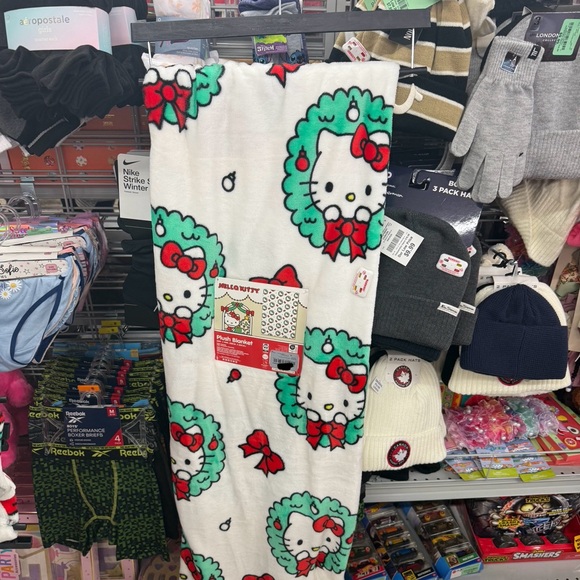 Hello Kitty Other - Wreath hello kitty Christmas throw blanket